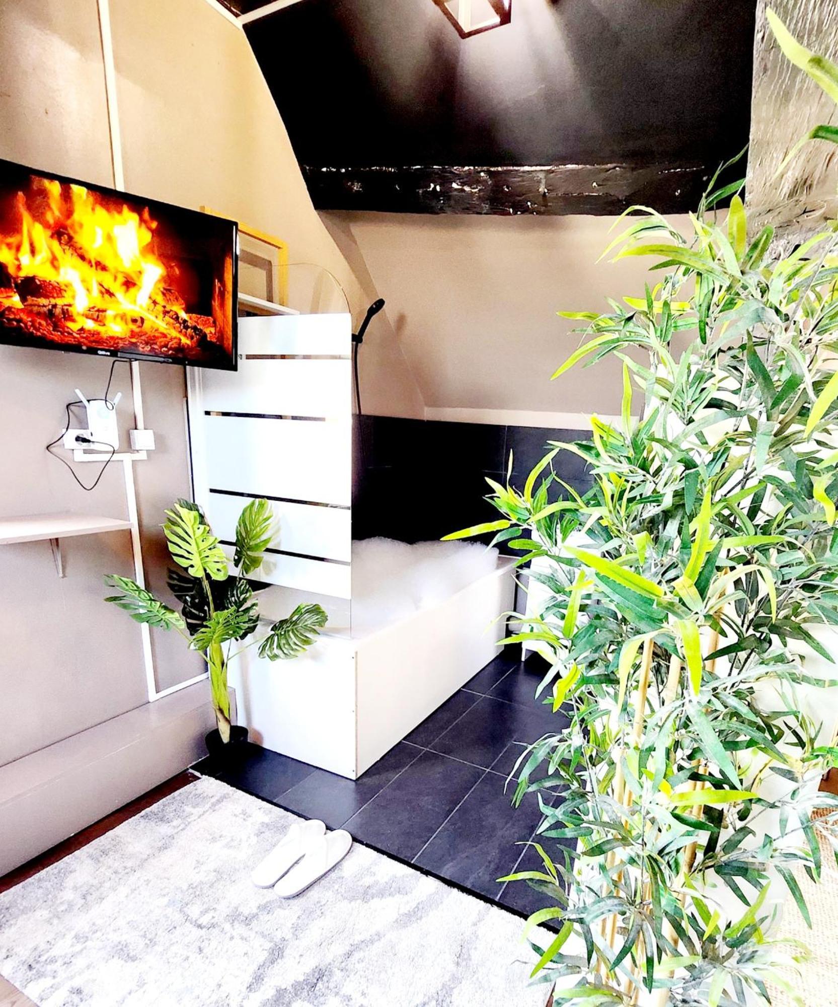 Maison Disney - 2 Suites Premium - A 10 Minutes Du Parc Disneyland Conde-Sainte-Libiaire ภายนอก รูปภาพ